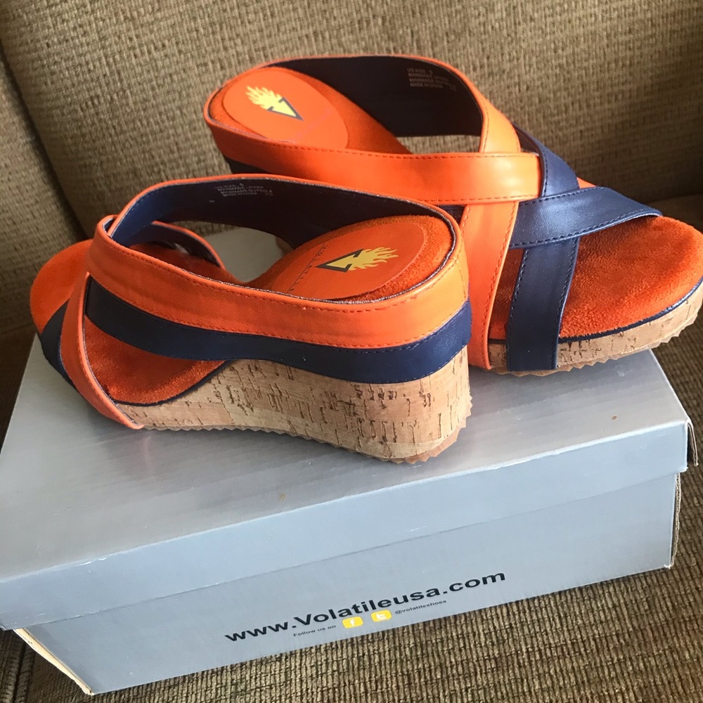 Volatile shoes